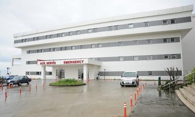 Hasta yakını, doktora oksijen tüpüyle saldırdı özel güvenlik müdahale etti